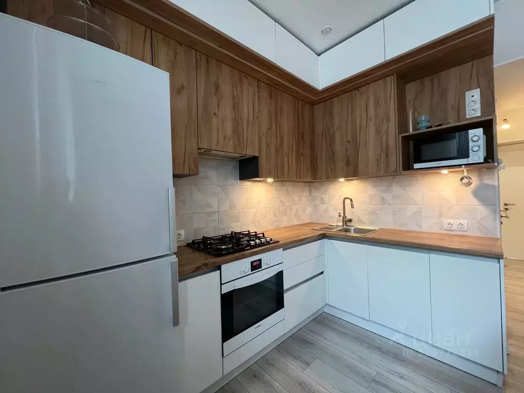 3-к кв. Санкт-Петербург, Санкт-Петербург, Кронштадт Посадская ул., ... - Фото 1