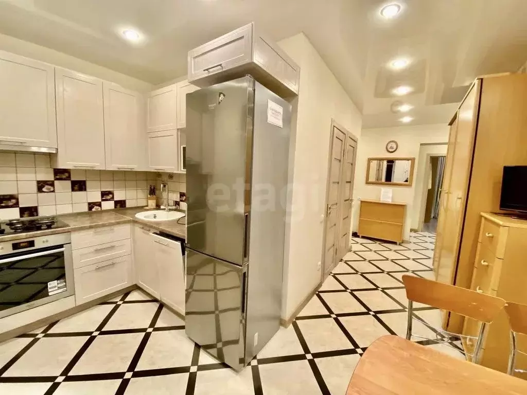 3-к кв. Ханты-Мансийский АО, Ханты-Мансийск ул. Гагарина, 51 (68.2 м) - Фото 0