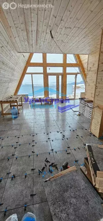 Дом в Октябрьский, микрорайон Центр (70 м) - Фото 1