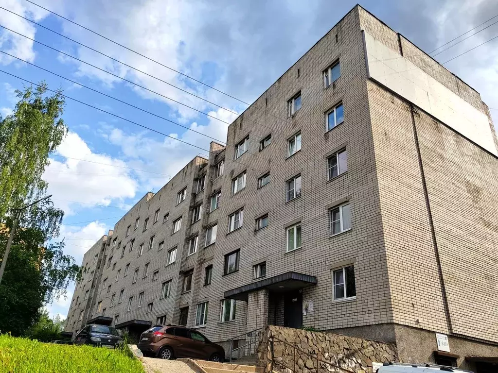 2-к кв. Карелия, Петрозаводск ул. Калинина, 45 (46.5 м) - Фото 0
