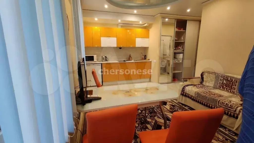 Продажа помещения свободного назначения 32 кв м, 1/10 этаж, пр-кт ... - Фото 1