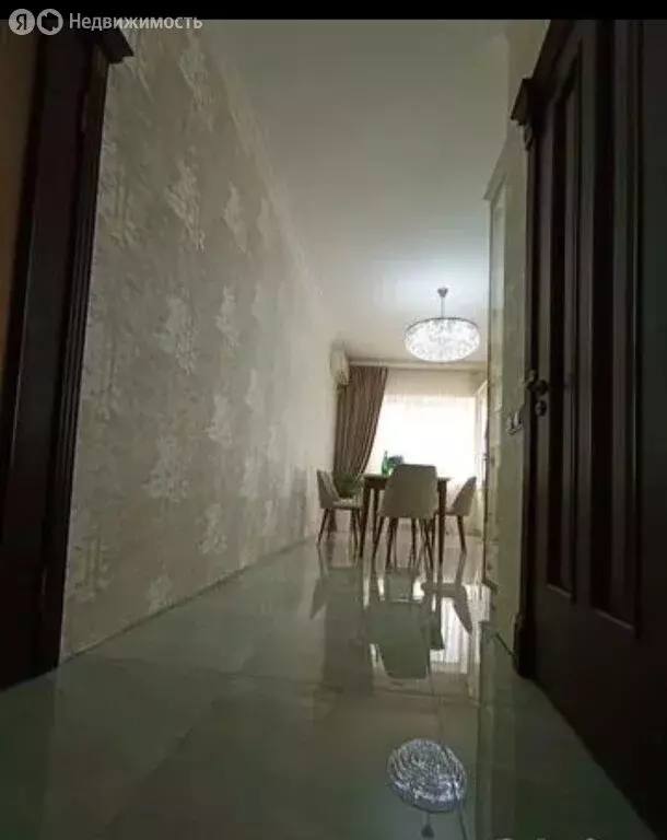 1-комнатная квартира: Махачкала, улица Перова, 5 (52 м) - Фото 0