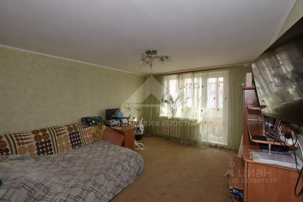 2-к кв. Владимирская область, Кольчугино ул. Максимова, 23 (54.0 м) - Фото 1