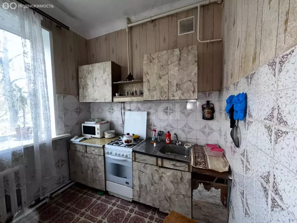 3-комнатная квартира: Брянск, улица Гоголя, 15 (55 м) - Фото 1