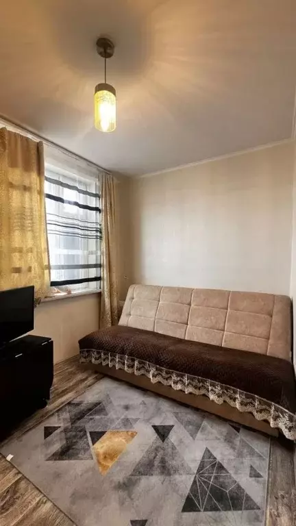 Комната Ямало-Ненецкий АО, Новый Уренгой Ленинградский просп., 15В ... - Фото 1