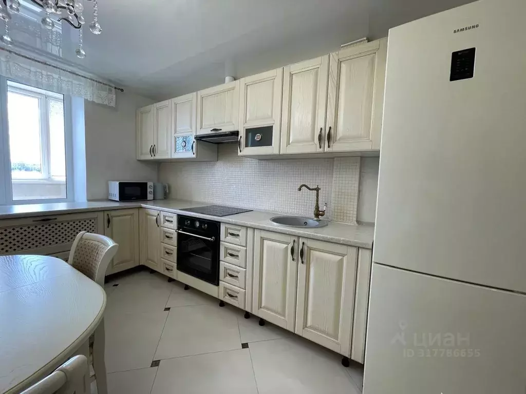 2-к кв. Саратовская область, Саратов ул. Большая Горная, 215 (50.0 м) - Фото 1