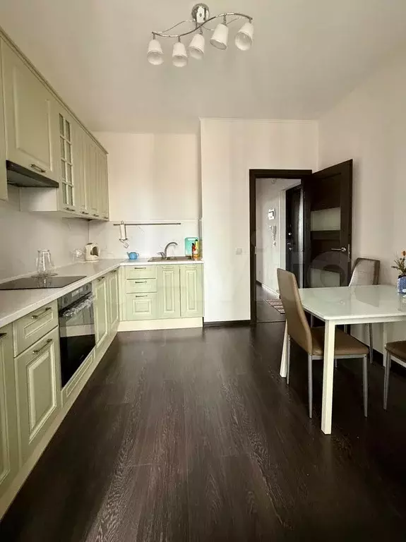 1-к. квартира, 37 м, 6/10 эт. - Фото 1