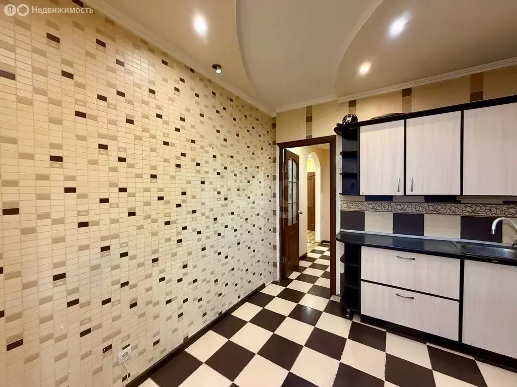 5-комнатная квартира: Симферополь, Балаклавская улица, 47 (93.5 м) - Фото 2