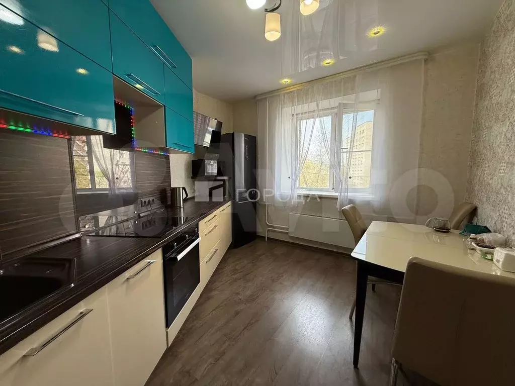 3-к. квартира, 77 м, 2/10 эт. - Фото 0