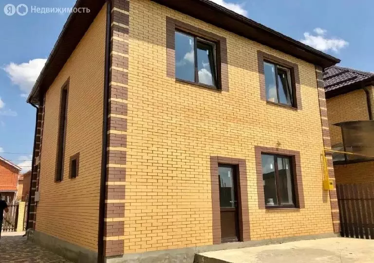 Дом в Ростов-на-Дону, Вятская улица (135 м) - Фото 1