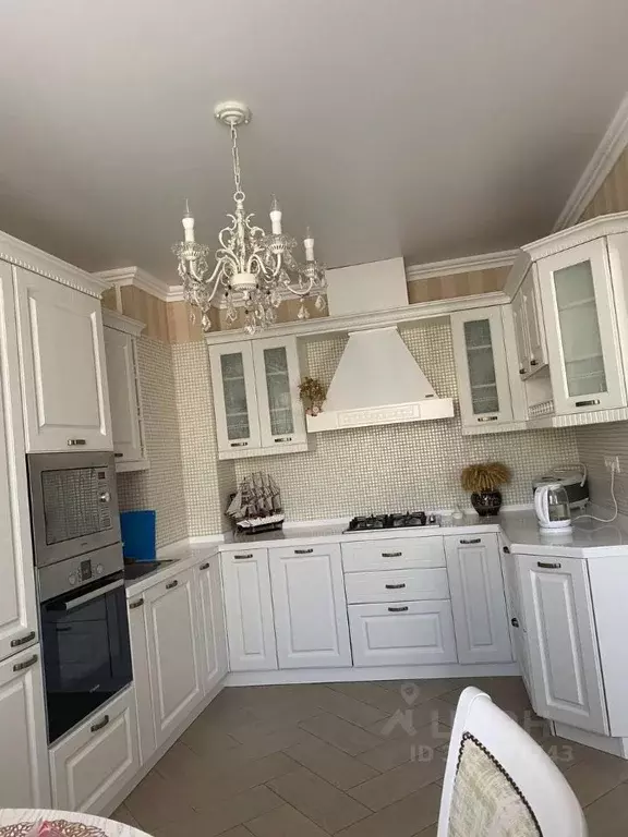 3-к кв. Саратовская область, Саратов ул. Имени Н.В. Исаева, 7 (73.0 м) - Фото 1