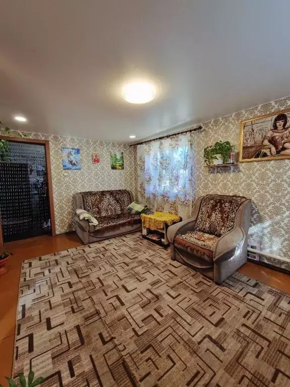 Дом в Кемеровская область, Мыски Прямой пер. (61 м) - Фото 1