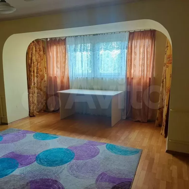 Комната 26 м в 3-к., 4/9 эт. - Фото 0
