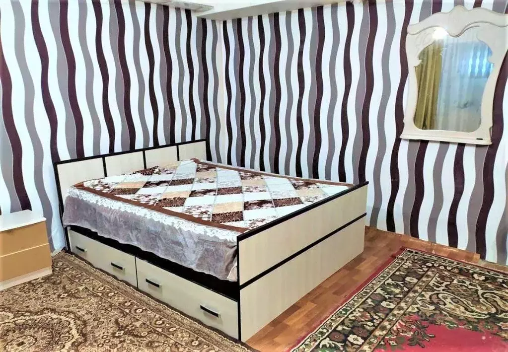 2-к кв. Краснодарский край, Ейск Красная ул., 53/5к1 (70.2 м) - Фото 0