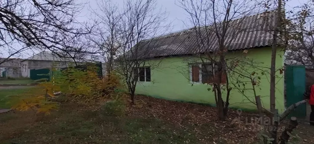 Дом в Ростовская область, с. Куйбышево ул. Куйбышевская (50 м) - Фото 1