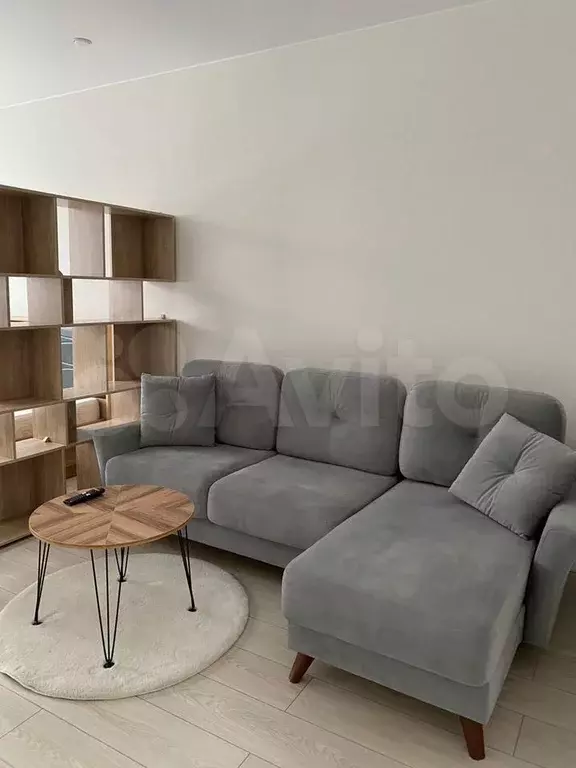 1-к. квартира, 42,5 м, 7/9 эт. - Фото 0