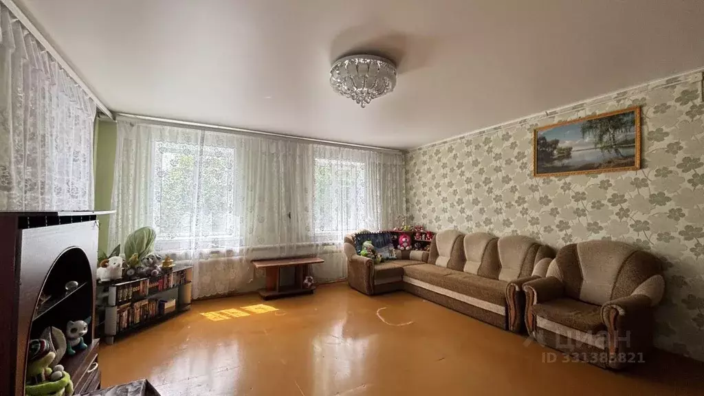 Коттедж в Башкортостан, Кушнаренковский сельсовет, с. Кушнаренково ул. ... - Фото 1
