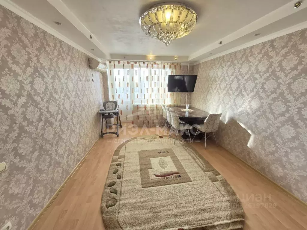 2-к кв. Брянская область, Брянск ул. Ромашина, 38/1 (60.0 м) - Фото 1