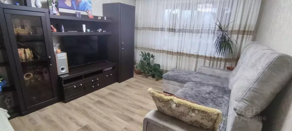 3-к кв. Крым, Щелкино Ленинский район, 3-й мкр, 82А (52.0 м) - Фото 0