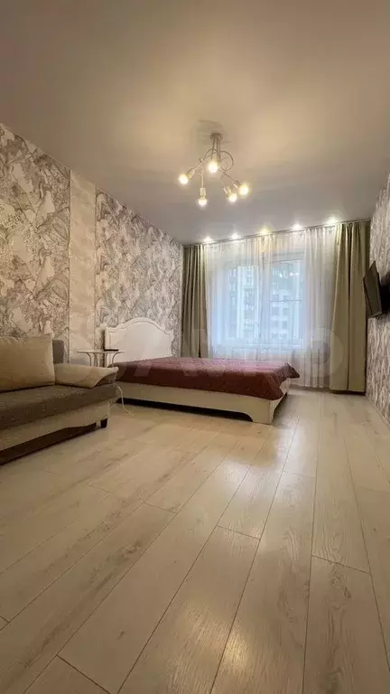 1-к. квартира, 40 м, 4/9 эт. - Фото 1