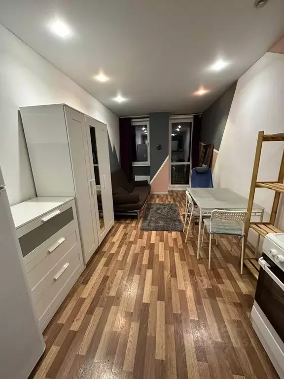 Студия Новосибирская область, Новосибирск ул. Есенина, 12/2 (29.0 м) - Фото 0