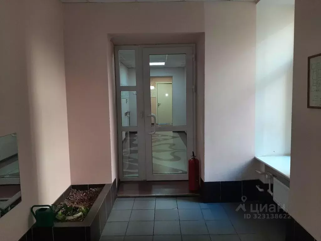 Помещение свободного назначения в Санкт-Петербург ул. Льва Толстого, 7 ... - Фото 2