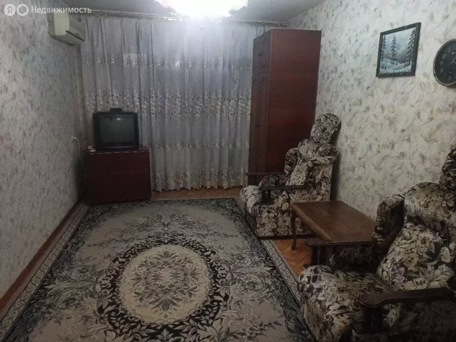 1-комнатная квартира: Волгоград, улица Кирова, 113 (32 м) - Фото 0