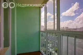 3-комнатная квартира: Екатеринбург, Самолётная улица, 23 (87 м) - Фото 0