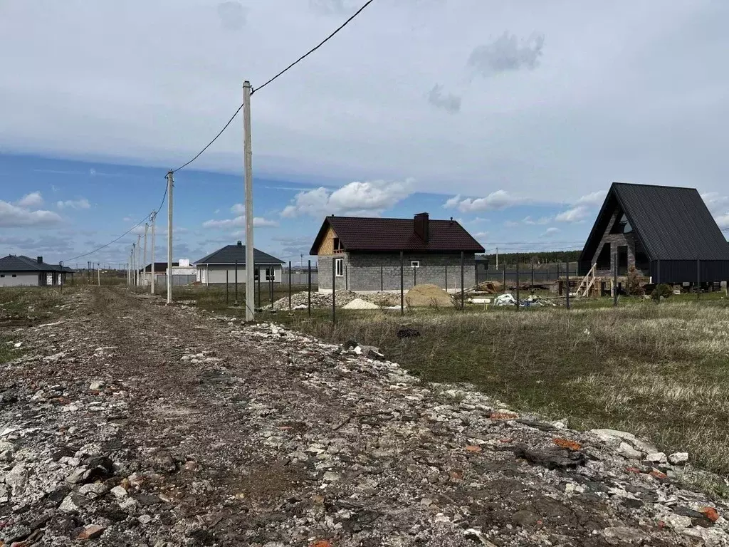Участок в Саратовская область, Энгельсский район, Красноярское ... - Фото 1