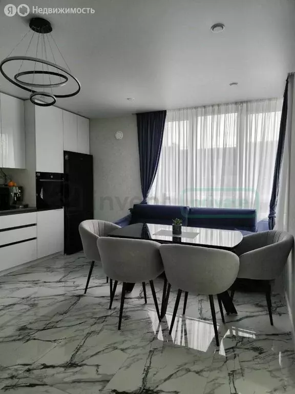 3-комнатная квартира: Калининград, улица Маршала Борзова, 107 (87 м) - Фото 1