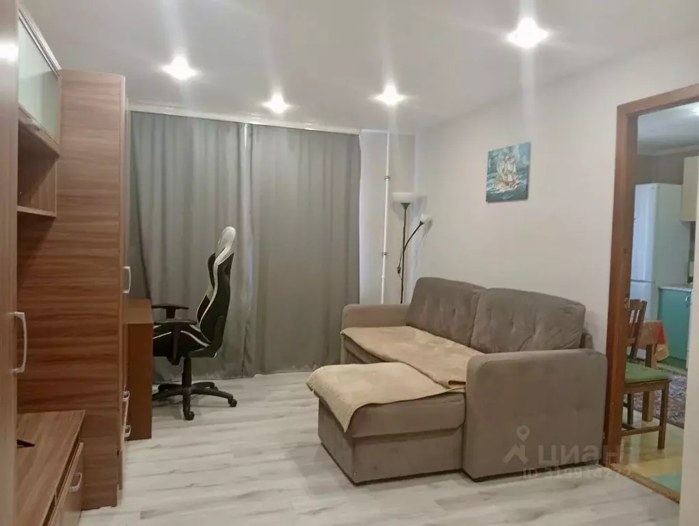 1-к кв. Татарстан, Казань Ютазинская ул., 18 (30.0 м) - Фото 1