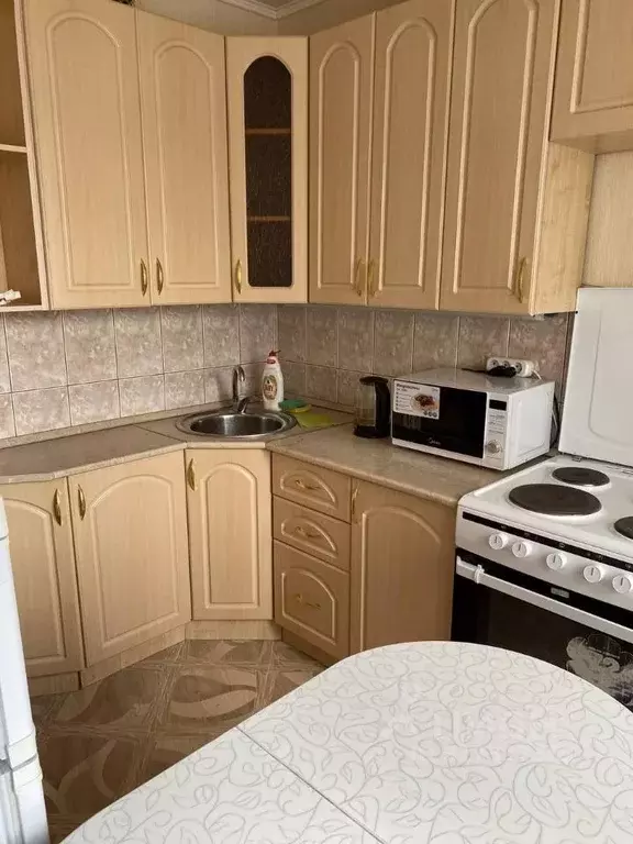 3-к кв. Самарская область, Тольятти ул. Автостроителей, 53 (65.0 м) - Фото 0