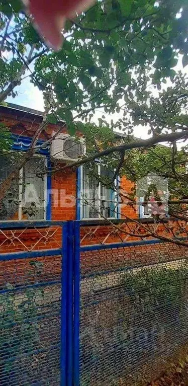 Дом в Краснодарский край, Усть-Лабинский район, Ладожское с/пос, ... - Фото 1