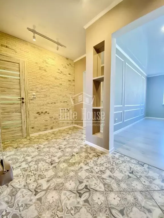 2-к кв. Калужская область, Калуга ул. Минская, 42 (58.8 м) - Фото 0