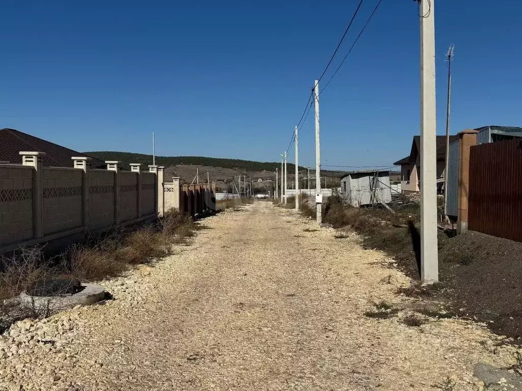 Дом в Крым, Симферопольский район, Трудовское с/пос, с. Строгоновка ... - Фото 1