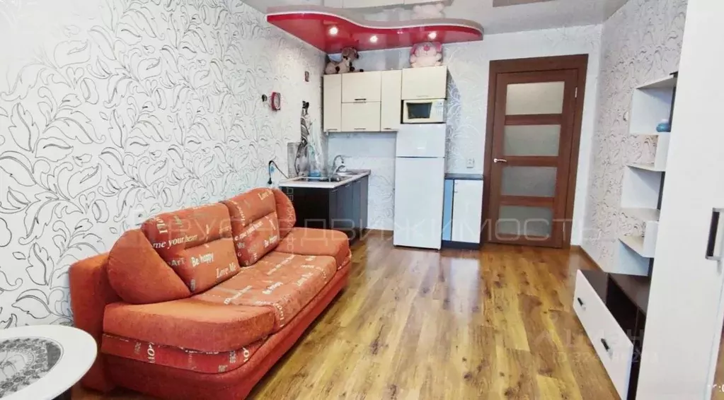 Студия Кировская область, Киров ул. Азина, 17 (24.0 м) - Фото 1