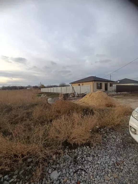 Участок в Волгоградская область, Краснослободск Среднеахтубинский ... - Фото 0