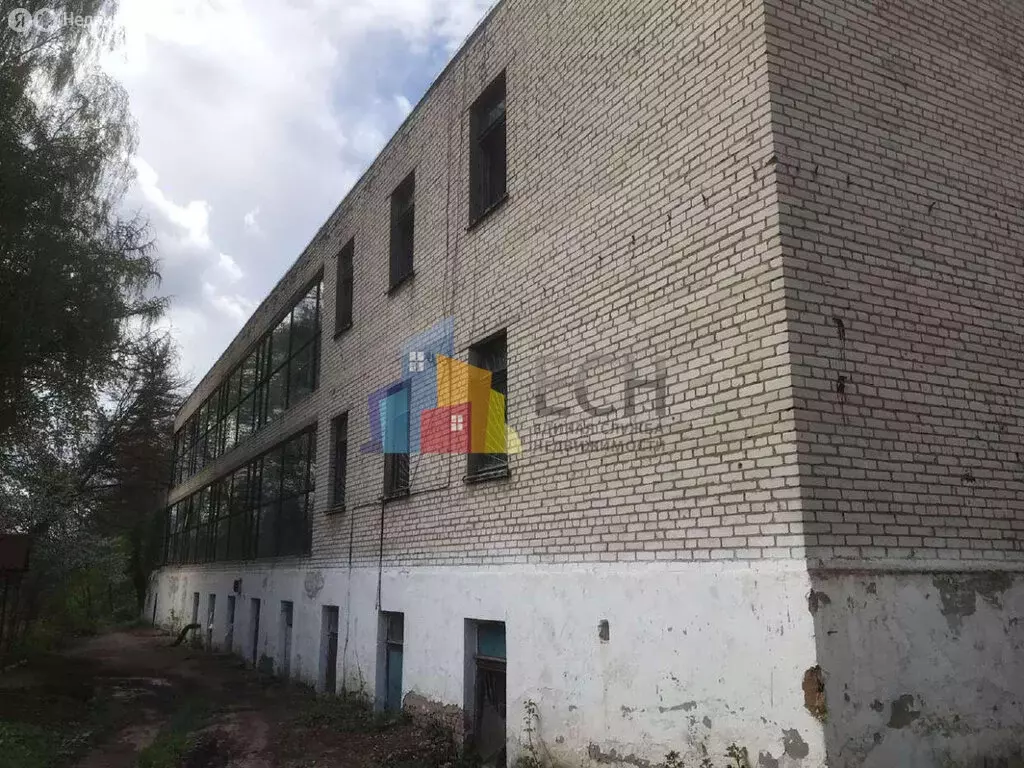 Помещение свободного назначения (3000 м) - Фото 2