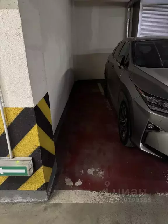 Гараж в Москва Мосфильмовская ул., 88к2с4 (7 м) - Фото 1