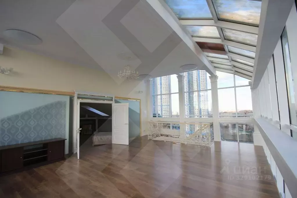 5-к кв. Москва Минская ул., 1ГК1 (332.0 м) - Фото 1