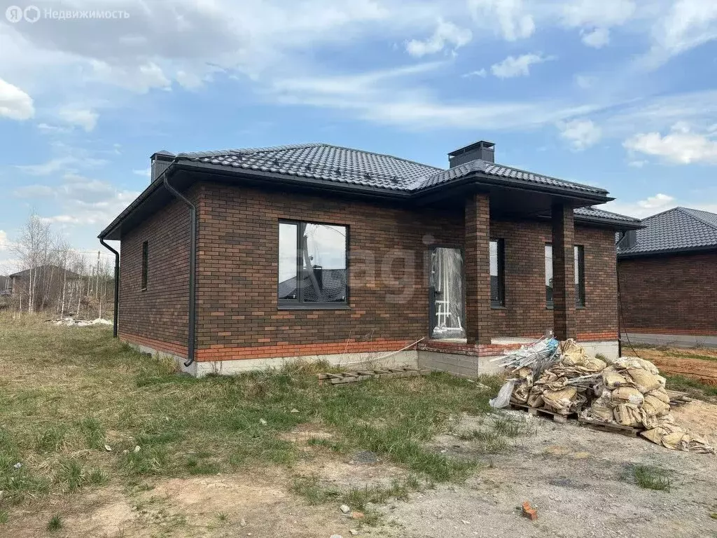 Дом в деревня Макаровка, Родниковая улица (120 м) - Фото 1