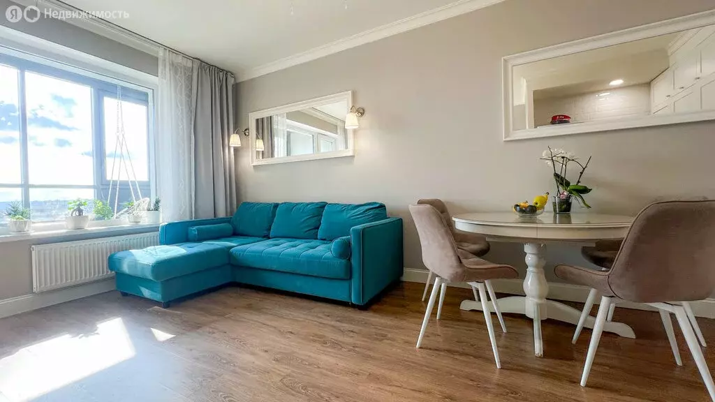 3-комнатная квартира: Екатеринбург, улица Колмогорова, 73к1 (89 м) - Фото 0
