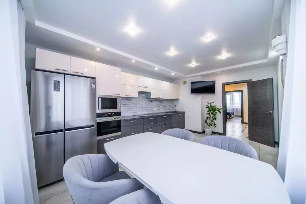 4-к кв. Санкт-Петербург ул. Оптиков, 45к1 (105.1 м) - Фото 1