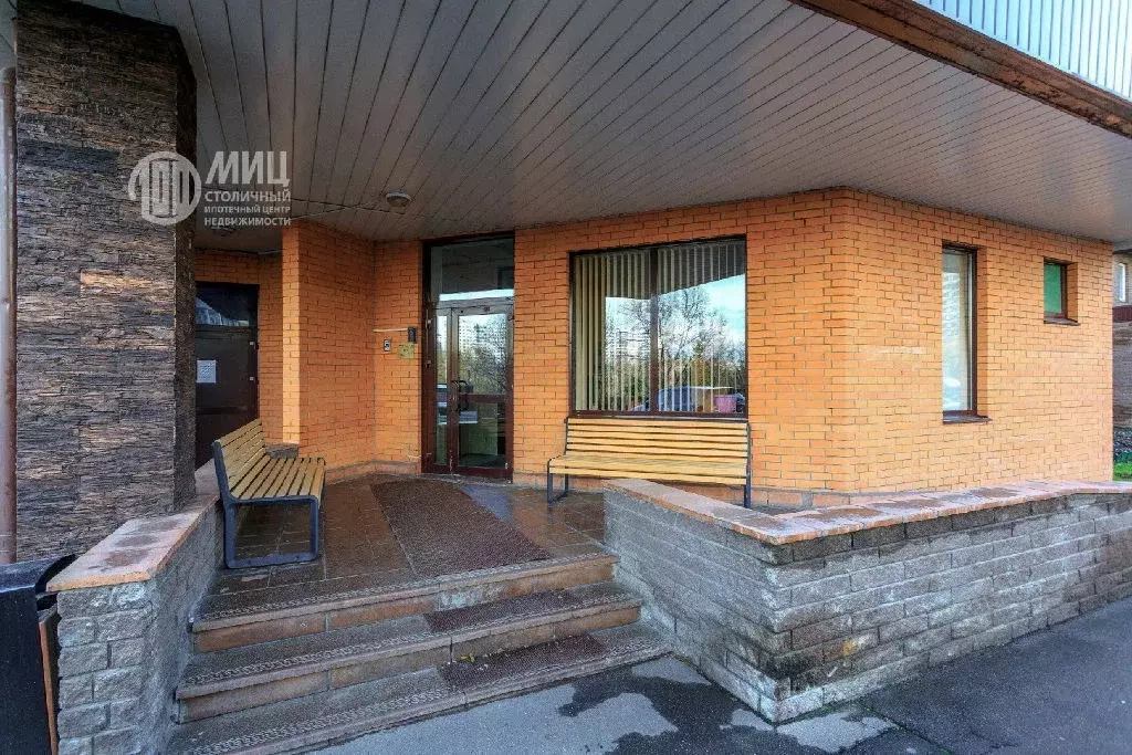 Продается 3-комнатная квартира - Фото 1