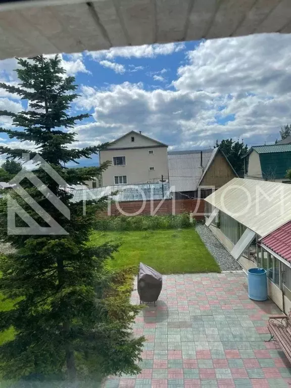 Дом в Сахалинская область, Южно-Сахалинск Плодородная ул., 24 (280 м) - Фото 2