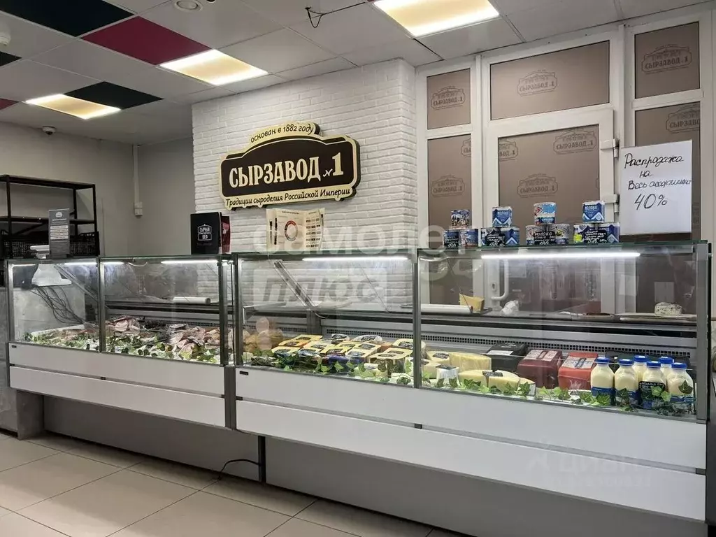 Торговая площадь в Санкт-Петербург Дунайский просп., 7к7 (50 м) - Фото 1
