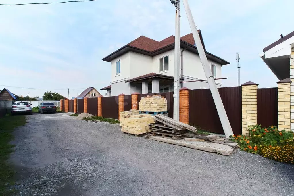 Дом в Тюменская область, Тюмень Быкова мкр, ул. Тихих Зорь (188 м) - Фото 1