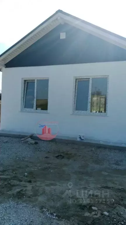 Дом в Крым, Белогорский район, с. Вишенное ул. Дружбы, 23 (39 м) - Фото 1