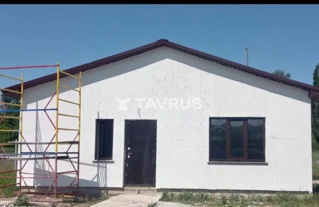 Дом в Крым, Симферопольский район, Добровское с/пос, с. Заречное  (64 ... - Фото 2