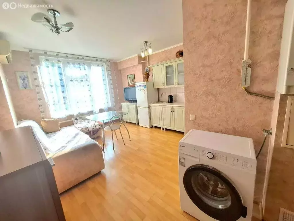 1-комнатная квартира: Феодосия, улица Вити Коробкова, 14В (54.2 м) - Фото 2